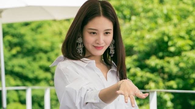 Kim Jae Kyung as Veronica Park The Secret Life Of My Secretary Korean Drama