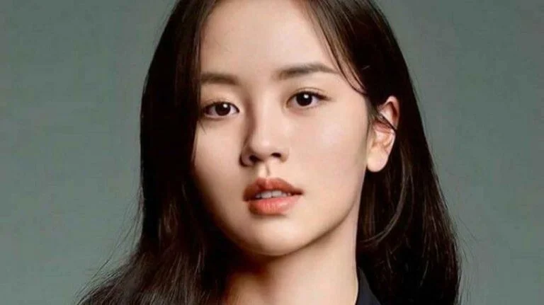 Kim so Hyun Is it a Coincidence