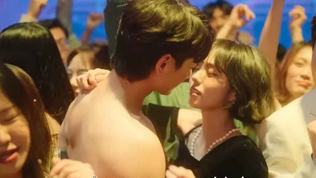 Shirtless Choi Min Ho dancing with Chae Soo Bin the fabulous drama series 2022