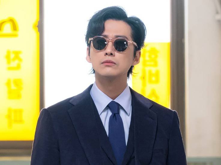 Namgoong Min One dollar lawyer 
