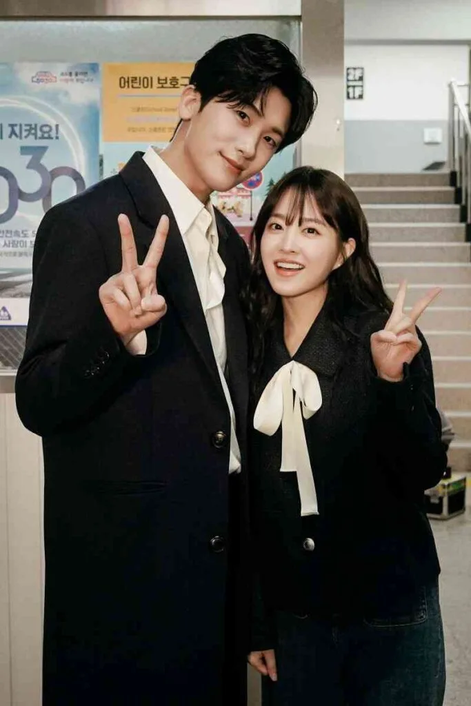 Park Hyung Sik and Park Bo young cameo in Strong girl spin off Nam soon