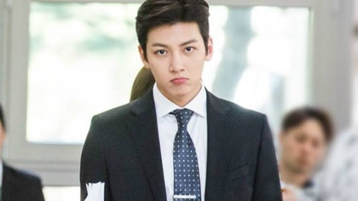 Ji Chang wook suspicious partner 