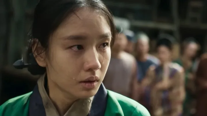 Ahn Eun Jin crying