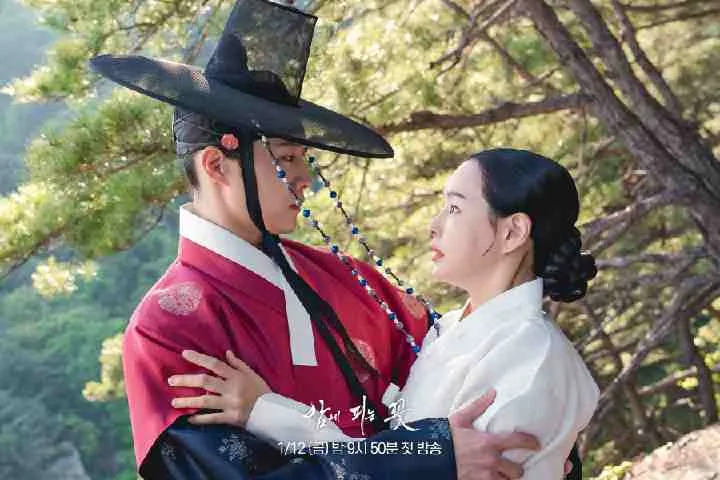 Lee Jong Won and Honey Lee knight flower