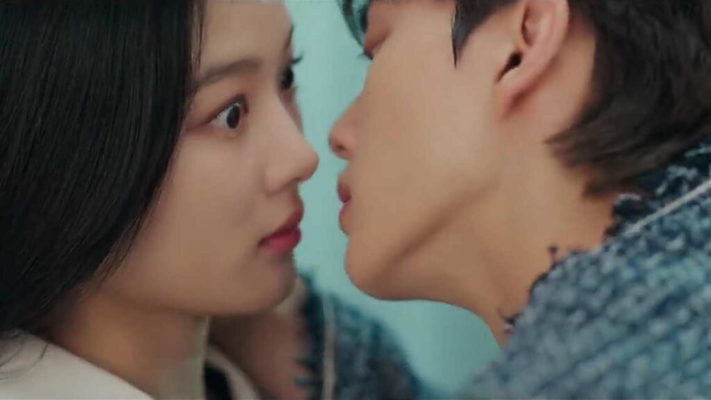 song Kang and Kim Yoo Jung before kiss