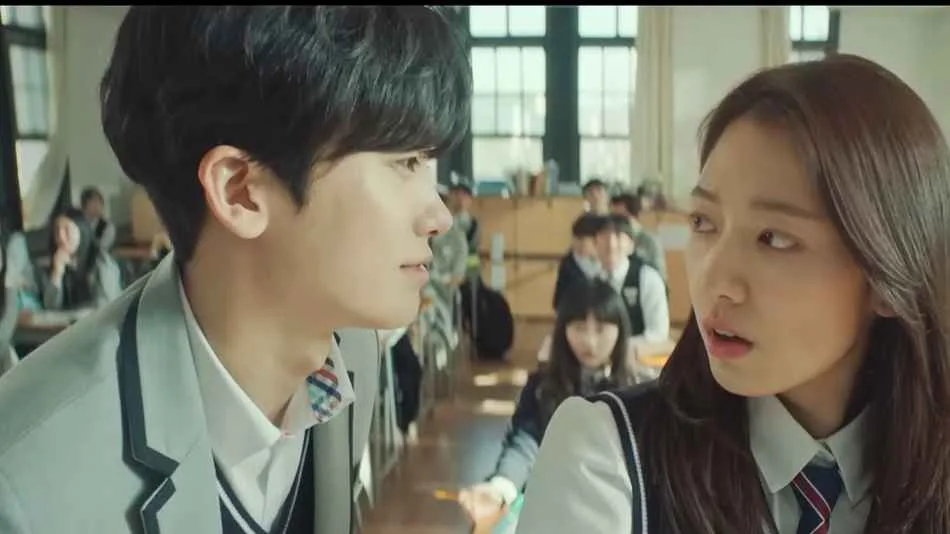 Park Hyung Sik and Park Shin Hye fight scene