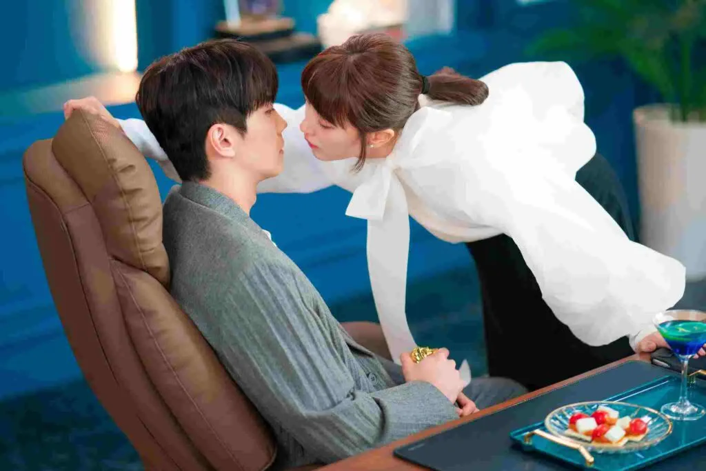dreaming of cinde rella kiss scene