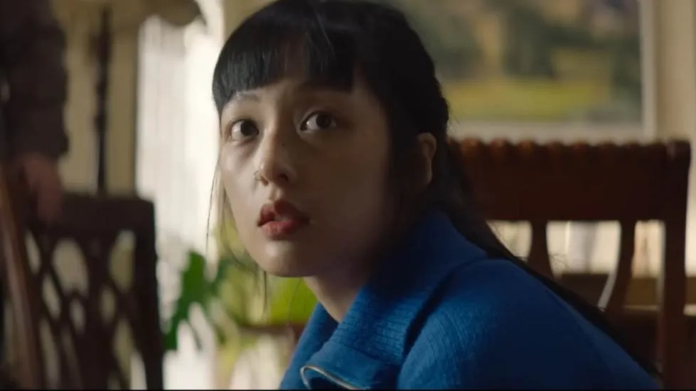 Kim Bo Ra in Black Out
