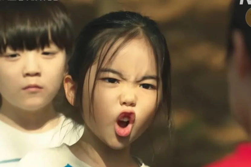 Jung So Min child role in love next door fight scene