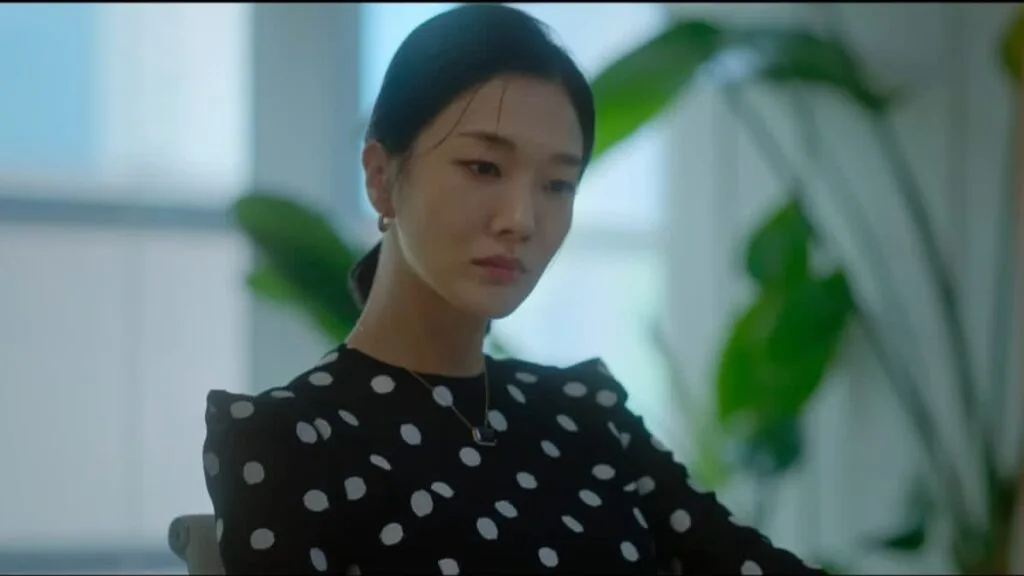 Jung Yun Ha in The Trunk Korean Drama portraying Lee Seo Yeon, Gong Yoo's first wife