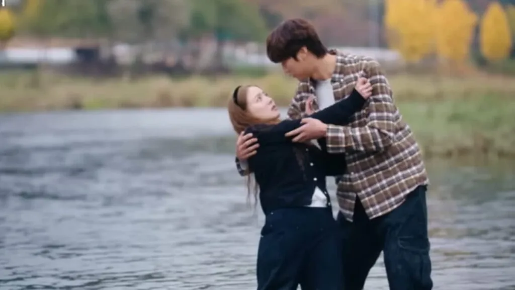 motel California near by sea scene na in woo and lee se young
