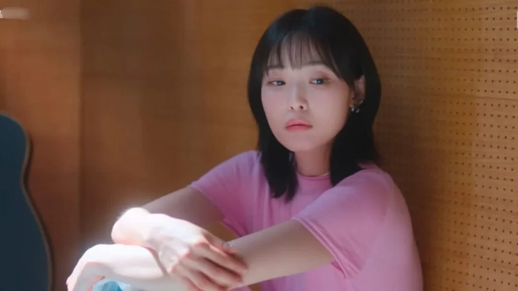 Jeon So Nee as Son Joo Ah in drama melo movie