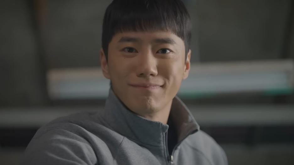 Lee Jun Young Pump Up the Healthy Love