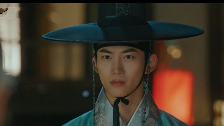 Ok Taec Yeon as Lee Beon / Prince Gyeong Seong The First Night with the Duke