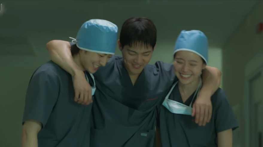 Kim Gun Woo, Lee Won Jung, Jung Shin Hye medical drama Road to Surgeon tvN O’PENing