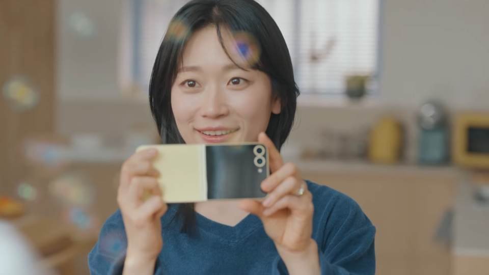 Kim Seul Gi as Lee Yu Jin cat custody war series