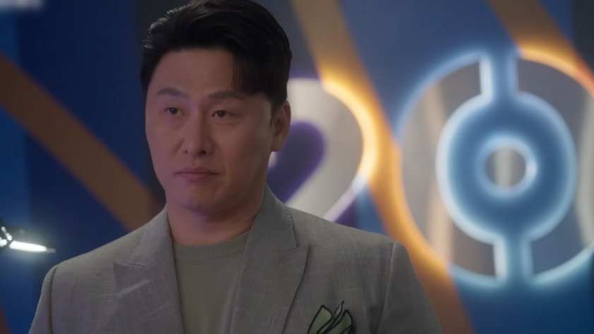Oh Dae Hwan as Kang Du Won my troublesome star 