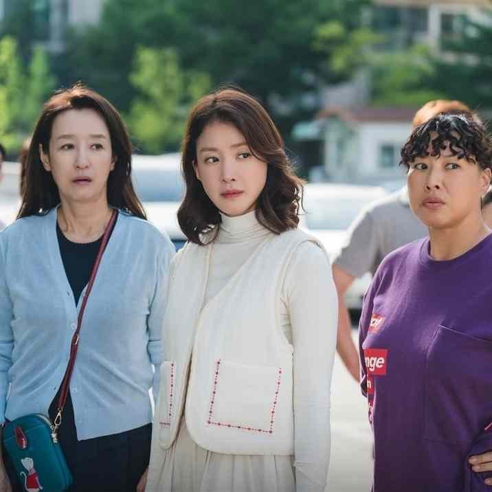 Lee Si Young, Jung Young Joo and Nam Gi Ae Salon De Holmes