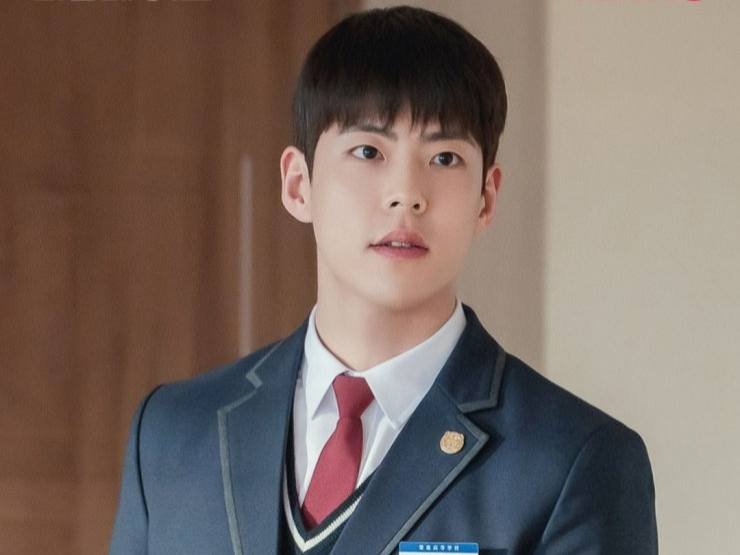 Choi Woo Sung as Yang Won Dae I Am a running mate drama