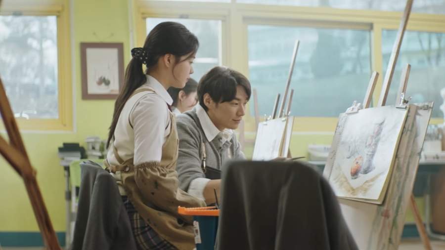 Kim Young Kwang as art teacher walking on a thin ice drama