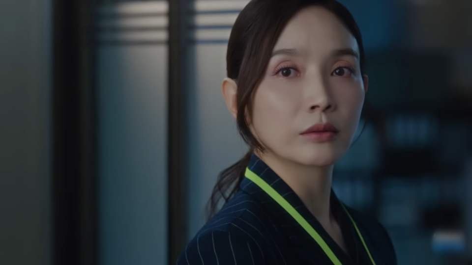 Lee Min Young as Sin Hae Rin first lady