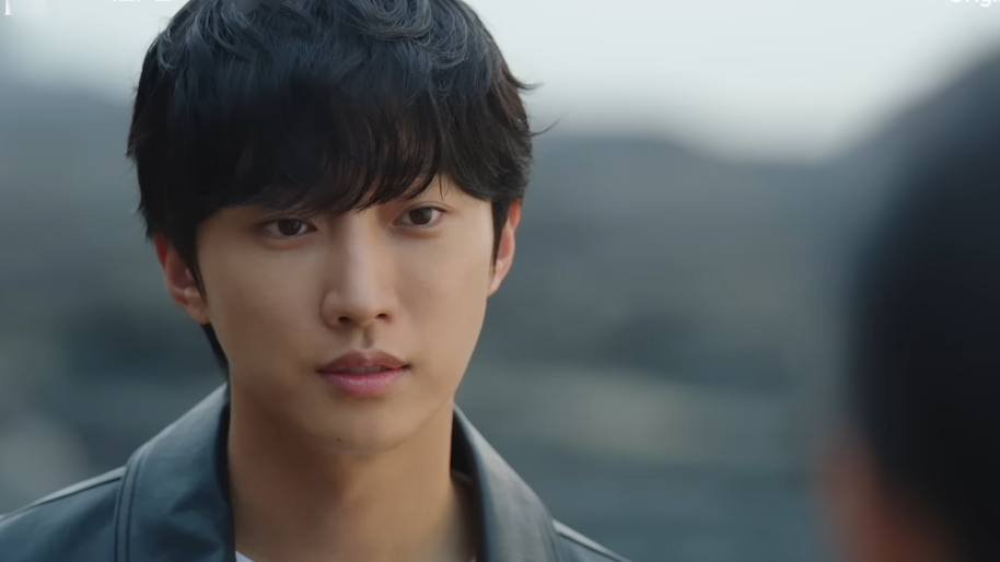 Jin Young as Jeon Dong Min Ms. Incognito