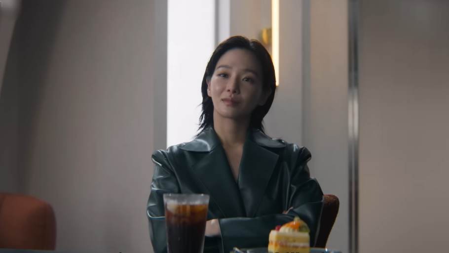 Park Gyu Young as Sin Jae I