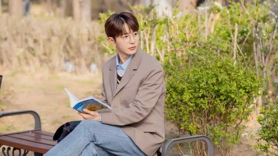 Choi Bo Min as Koo Sun Ho Blue Finger
