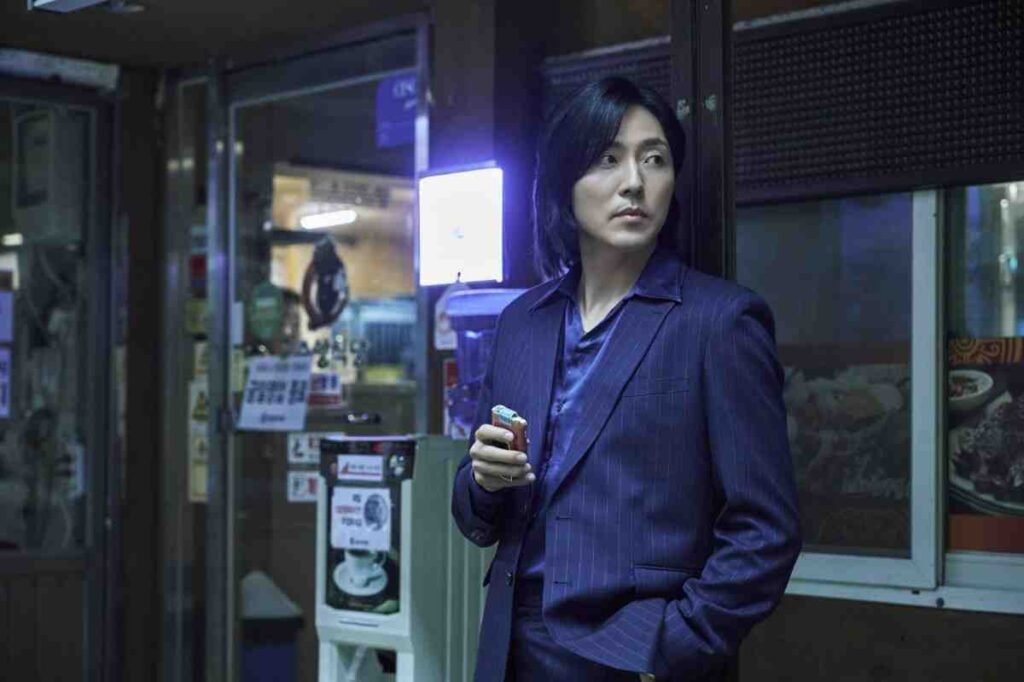 Lee Moo Saeng with long hair