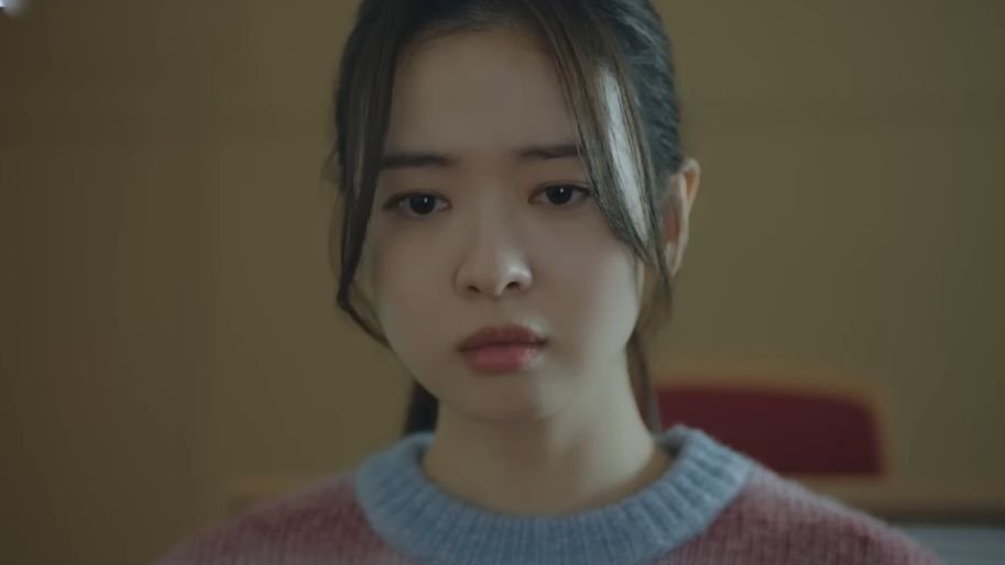 Hwang Boreumbyeol as Joo Yeon San drama The 4th Love Revolution