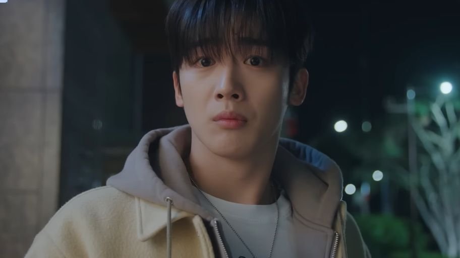 Kim Yo Han as Kang Min Hak drama The 4th Love Revolution