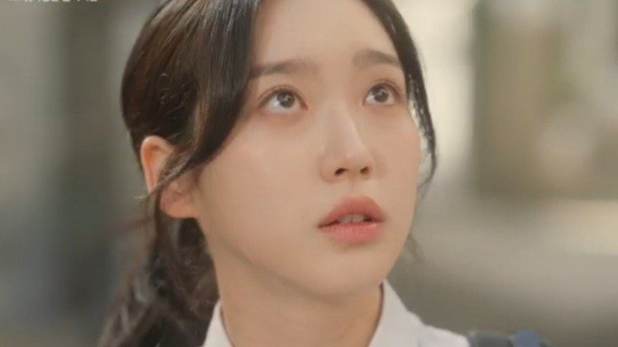 han ji hyun Love Is a Wired Earphone