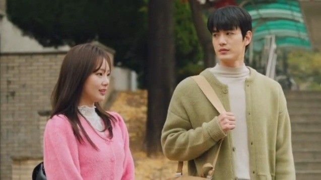 park Min Jun and Choi yoo na pearl in red