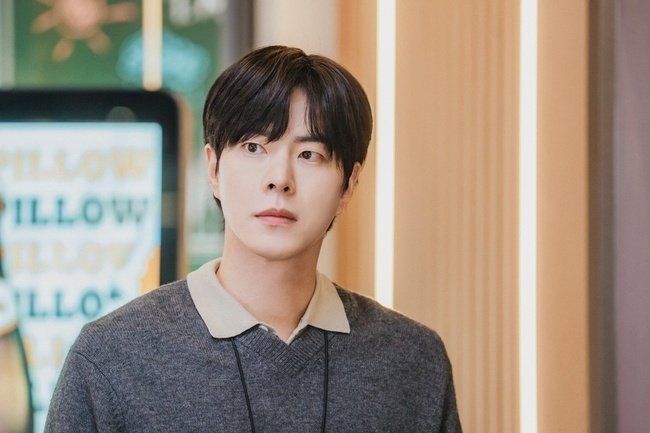 positively yours Hong Jong Hyun