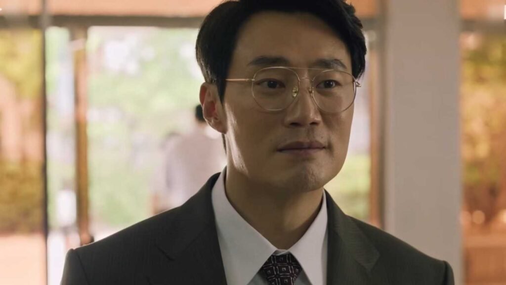 Lee Hee Jun the scarecrow 