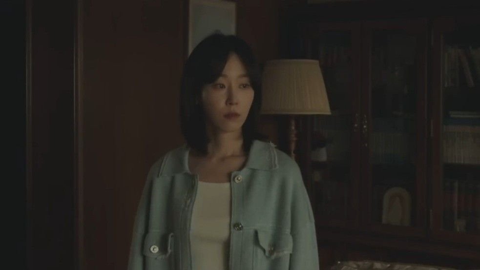 Seo Hyun Jin as Seo Jun Gyeong love me kdrama