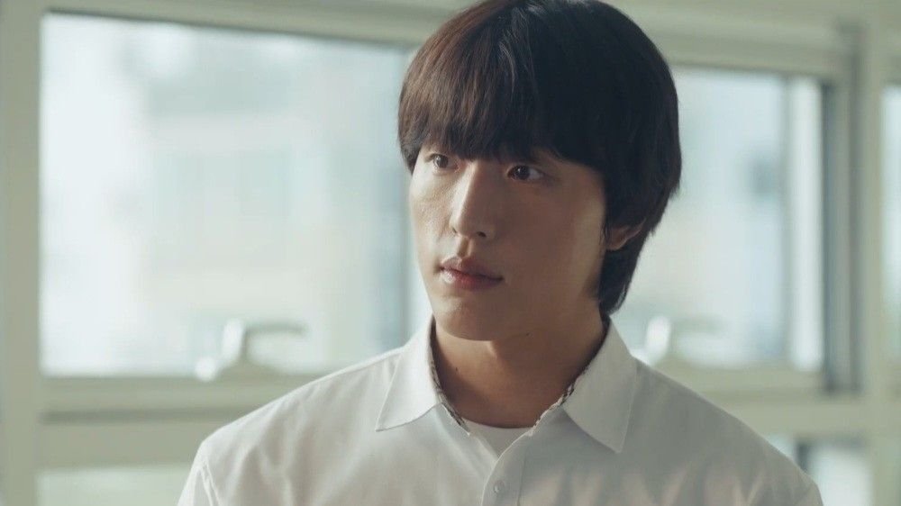 Jin Ho Eun as Yun Min Ji