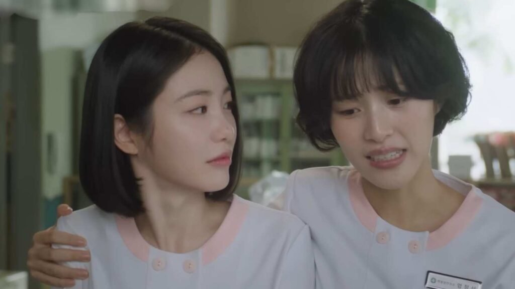 Yook Ha Ri's friend in doctor on the edge Lee Soo kyung