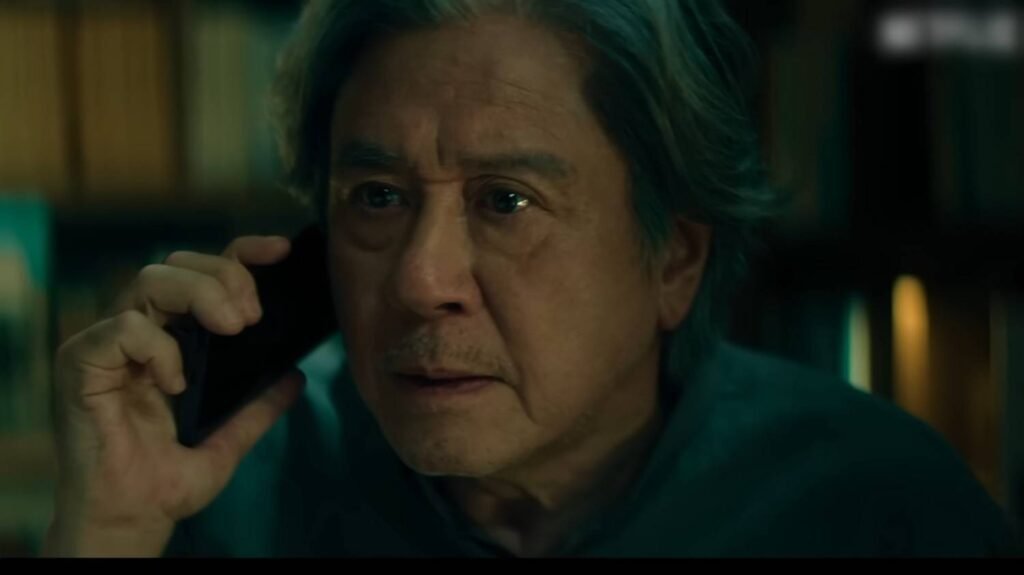 Choi Min Sik as Heo Mun O university professor notes from the last row