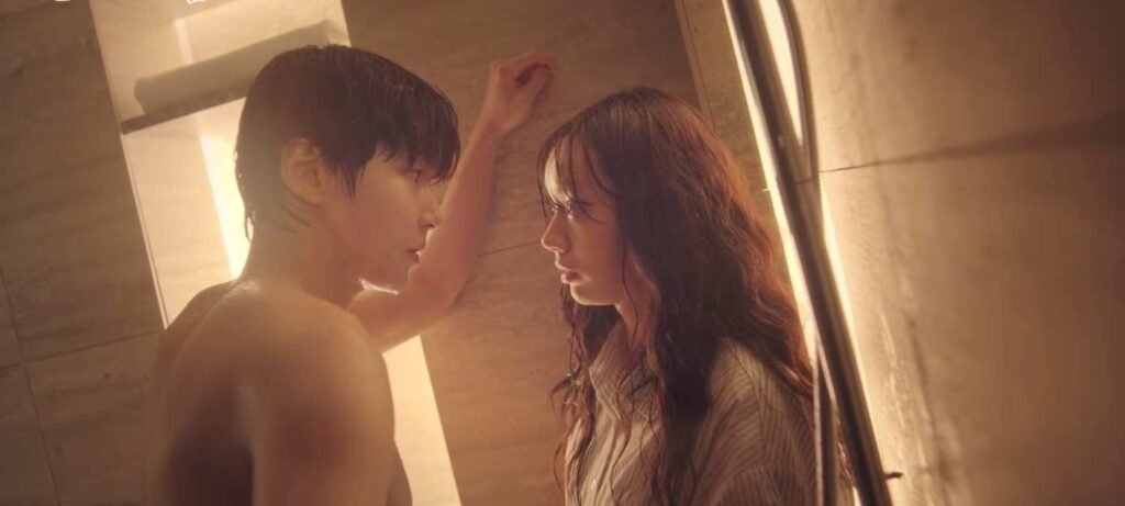 Lee Hyeri and Hwang In Youp romantic scene in drama Dream to You 